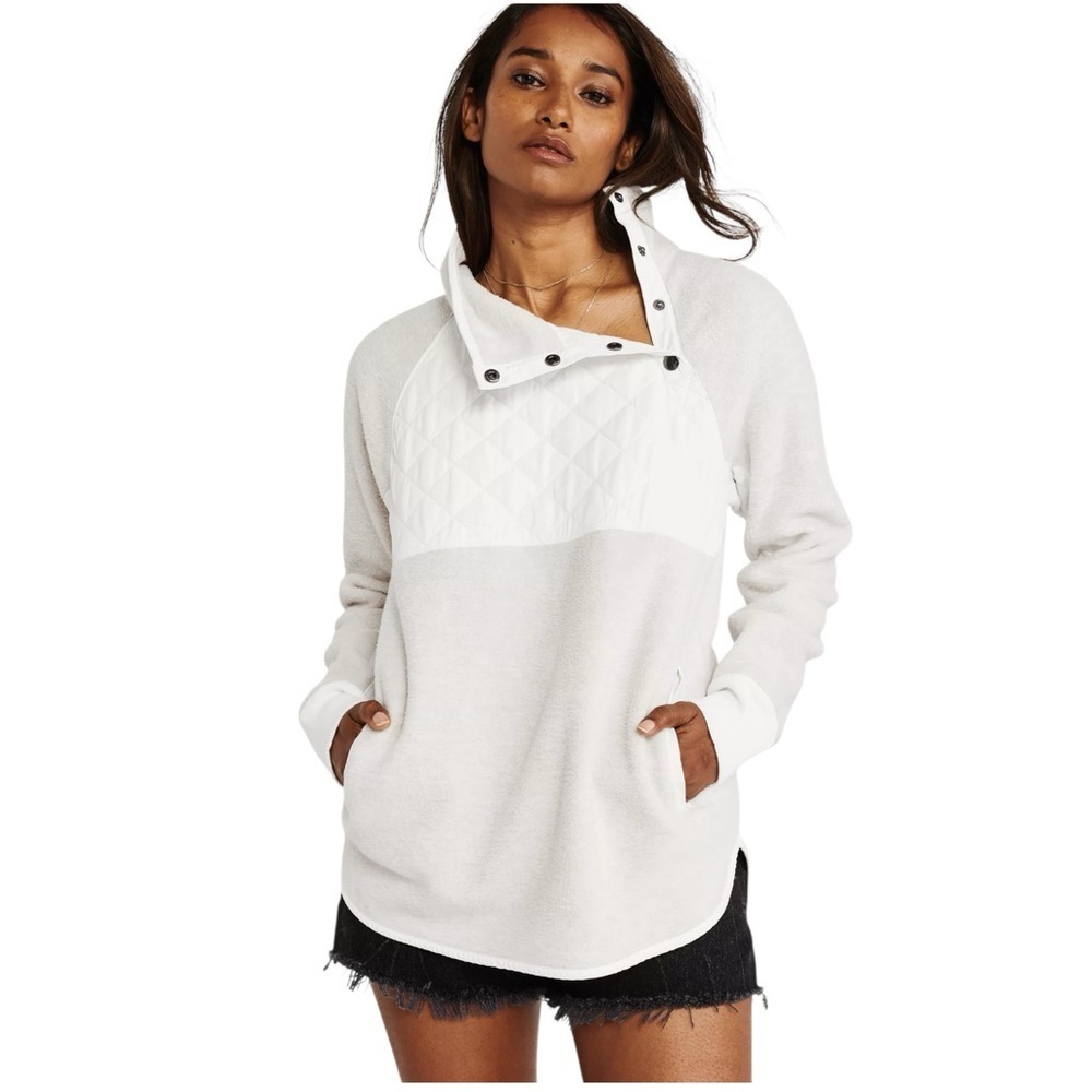 Abercrombie & Fitch Quilted Asymmetric Snap-Up Fleece Outdoor Sweatshirt Size M